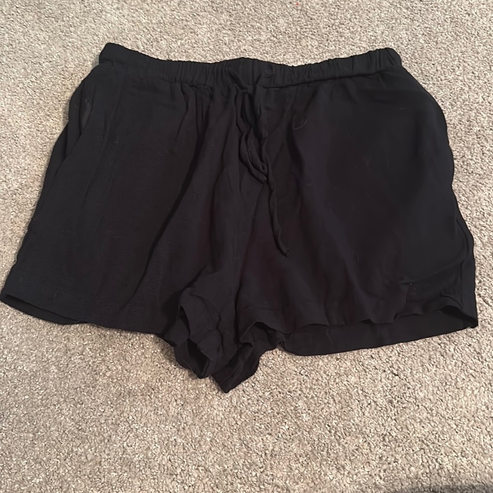 Forever 21 small black shorts